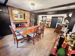 Dining room- click for photo gallery